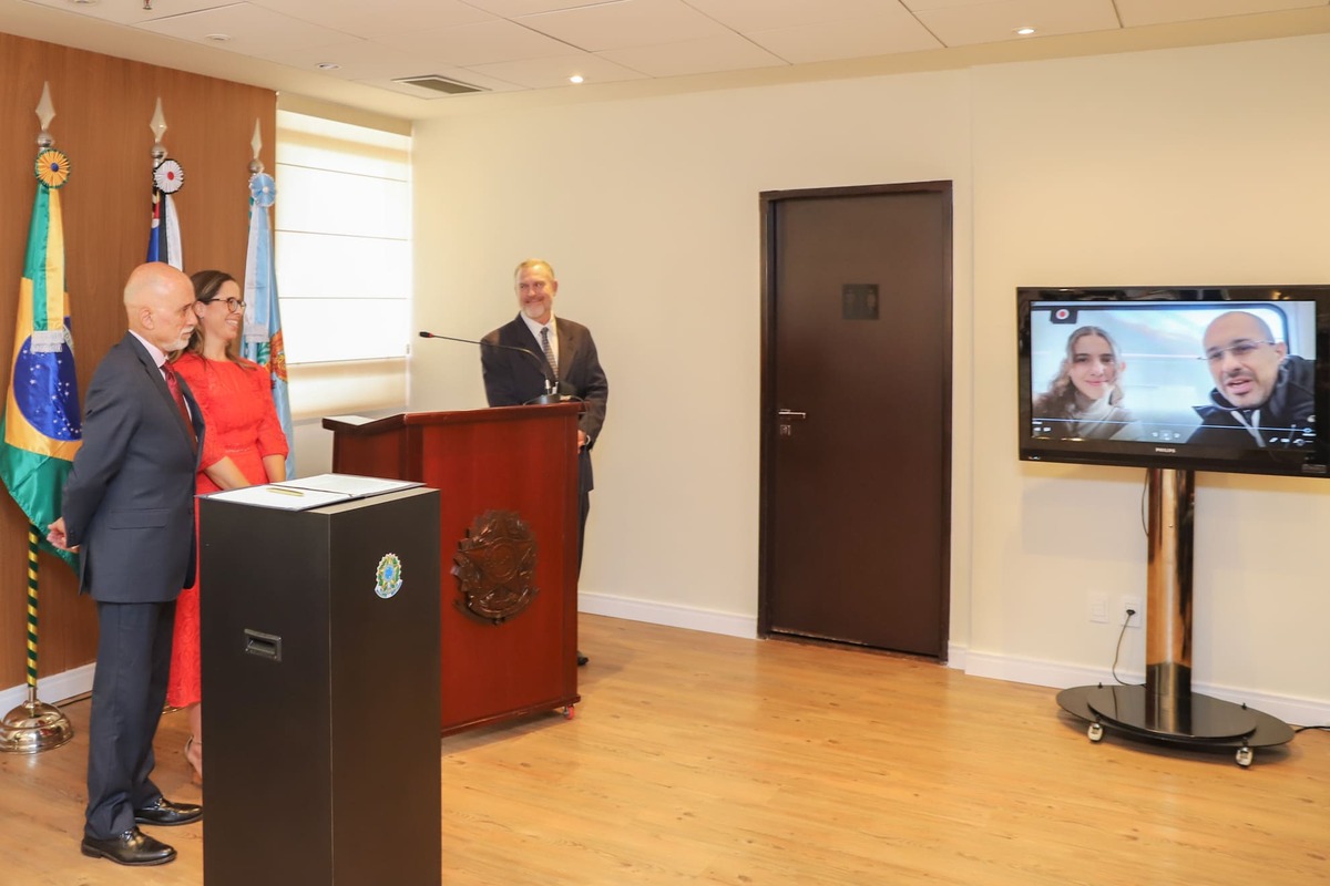 2023 12 19 POSSE ERICA APARECIDO LETICIA 001 70